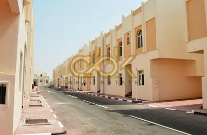فيلا - 5 غرف نوم - 5 حمامات للايجار في الريان - الريان - الدوحة