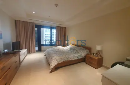 Apartment - 1 Bedroom - 2 Bathrooms for rent in Tower 6 - Porto Arabia - The Pearl Island - Doha