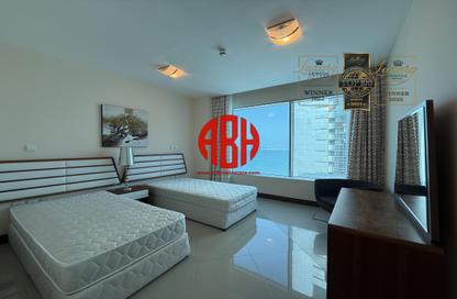 Apartment - 2 Bedrooms - 3 Bathrooms for rent in West Bay Tower - West Bay - West Bay - Doha