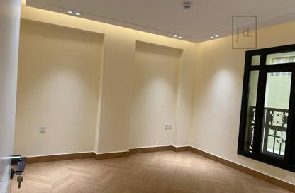 Apartment - 2 Bedrooms - 3 Bathrooms for rent in Al Nasr Street - Al Nasr - Doha