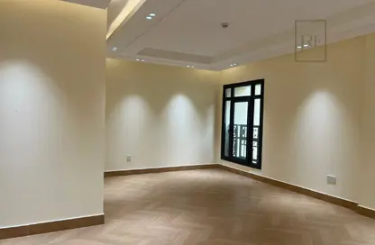 شقة - 2 غرف نوم - 3 حمامات للايجار في شارع النصر - النصر - الدوحة