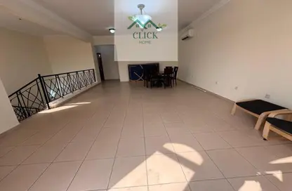 شقة - 3 غرف نوم - 3 حمامات للايجار في شارع  بو هامو - أبو هامور - الدوحة