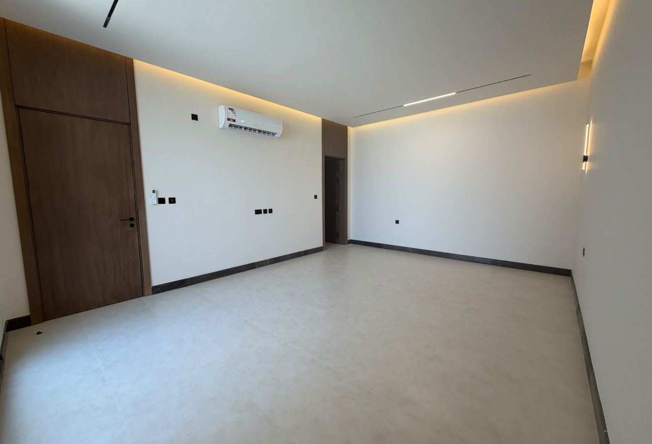 Luxury 6 Bedroom plus Villa&Private Pool prime loc thumbnail 19