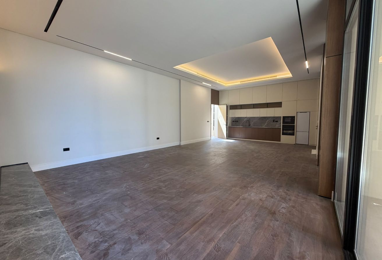 Luxury 6 Bedroom plus Villa&Private Pool prime loc thumbnail 3