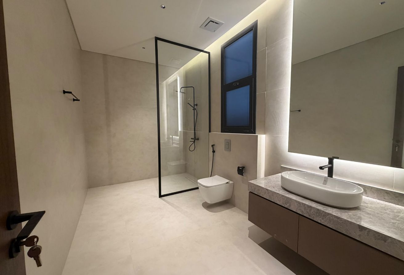 Luxury 6 Bedroom plus Villa&Private Pool prime loc thumbnail 20