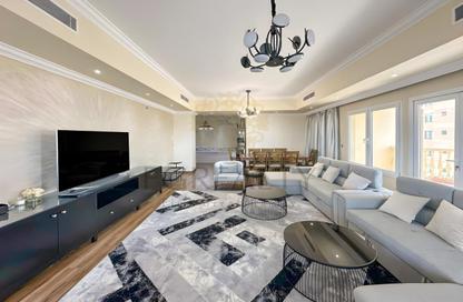 Apartment - 3 Bedrooms - 4 Bathrooms for sale in West Porto Drive - Porto Arabia - The Pearl Island - Doha Apartment - 3 Bedrooms - 4 Bathrooms for sale in West Porto Drive - Porto Arabia - The Pearl Island - Doha