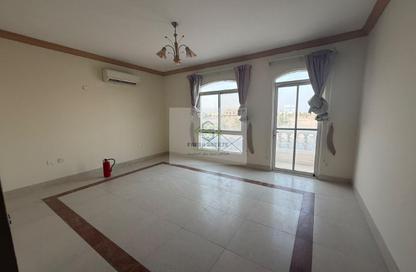 Villa - 5 - 5 for rent in Al Dhakhira - Al Thakhira - Al Khor