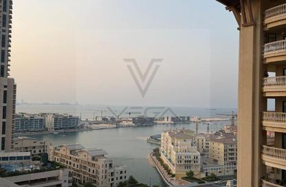 Apartment - 3 Bedrooms - 5 Bathrooms for sale in East Porto Drive - Porto Arabia - The Pearl Island - Doha