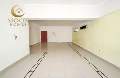 Apartment - 2 Bedrooms - 2 Bathrooms for rent in Old Airport Road - Old Airport Road - Doha Apartment - 2 Bedrooms - 2 Bathrooms for rent in Old Airport Road - Old Airport Road - Doha