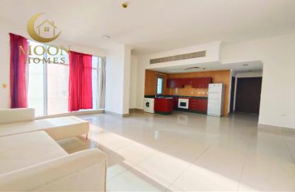 Apartment - 1 Bedroom - 1 Bathroom for rent in Umm Ghwailina Comm - Umm Ghuwalina - Umm Ghuwailina - Doha