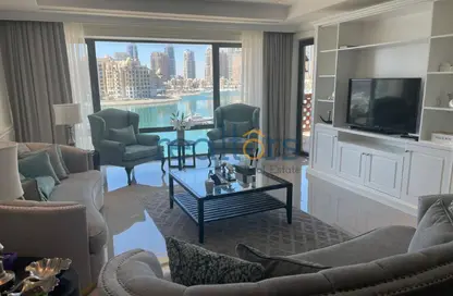 Townhouse - 2 Bedrooms - 3 Bathrooms for rent in West Porto Drive - Porto Arabia - The Pearl Island - Doha
