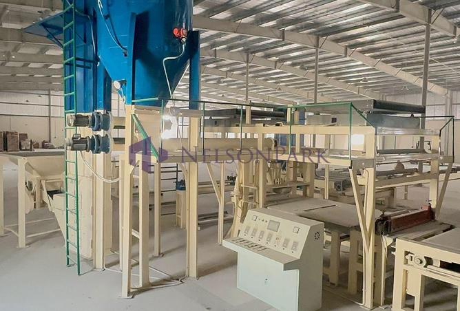 52317837 - صورة العقار 3