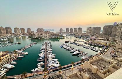 Apartment - 2 Bedrooms - 3 Bathrooms for rent in West Porto Drive - Porto Arabia - The Pearl Island - Doha