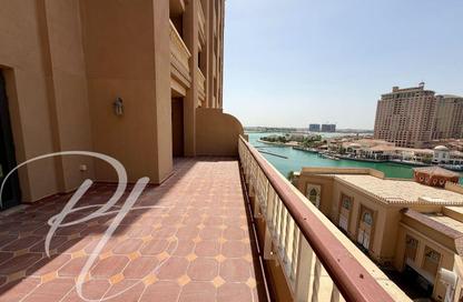 Apartment - 1 Bedroom - 2 Bathrooms for rent in Tower 31 - Porto Arabia - The Pearl Island - Doha