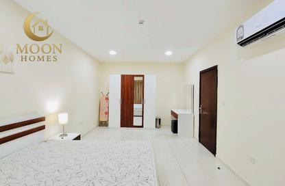 Apartment - 1 Bedroom - 1 Bathroom for rent in Umm Ghuwailina 4 - Umm Ghuwailina - Doha