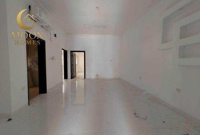 54196999 - Property Image 2