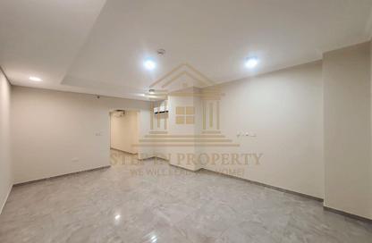 Apartment - 3 Bedrooms - 4 Bathrooms for rent in Musheireb Apartments - Musheireb - Doha Apartment - 3 Bedrooms - 4 Bathrooms for rent in Musheireb Apartments - Musheireb - Doha