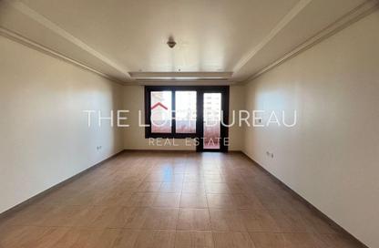 Apartment - 1 Bedroom - 2 Bathrooms for rent in East Porto Drive - Porto Arabia - The Pearl Island - Doha