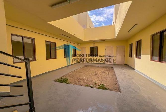 52226552 - Property Image 2