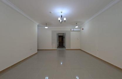 Apartment - 3 Bedrooms - 3 Bathrooms for rent in Al Mansoura - Al Mansoura - Doha