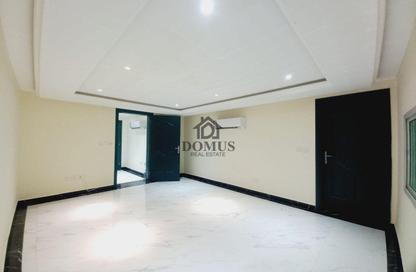 Apartment - Studio - 1 for rent in Thabit Bin Zaid Street - Al Mansoura - Doha