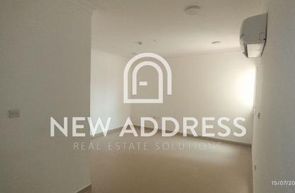 Apartment - 2 Bedrooms - 2 Bathrooms for rent in Bin Omran - Fereej Bin Omran - Doha