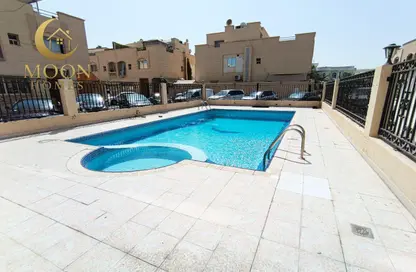 Compound - Studio - 1 Bathroom for rent in Al Nasr Street - Al Nasr - Doha