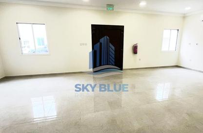 فيلا - 6 غرف نوم - 6 حمامات للايجار في الخيصة - الخيصة - أم صلال محمد