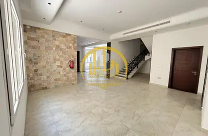 Villa - 7 Bedrooms for rent in Al Kheesa - Al Kheesa - Umm Salal Mohammed
