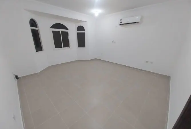 58203047 - Property Image 2