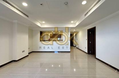 Apartment - 1 - 2 for sale in East Porto Drive - Porto Arabia - The Pearl Island - Doha