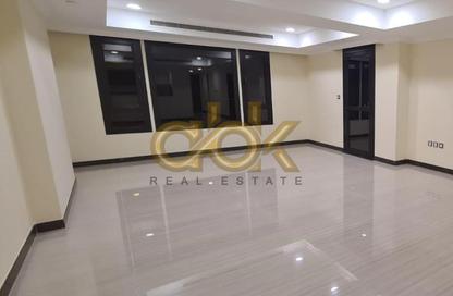 Apartment - 1 - 2 for sale in East Porto Drive - Porto Arabia - The Pearl Island - Doha