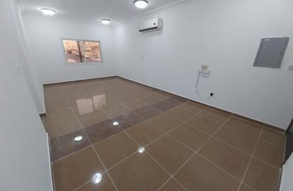 Apartment - 2 - 2 for rent in Old Airport Road - Old Airport Road - Doha