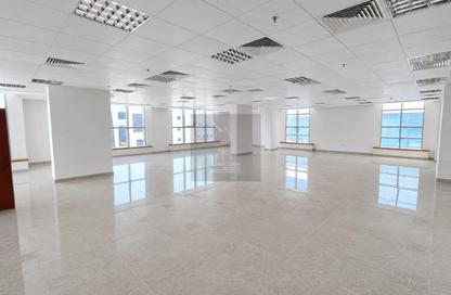 Office Space - Studio - 2 Bathrooms for rent in Al Muntazah Street - Al Muntazah - Doha