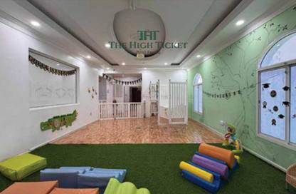 Villa - Studio - 7 Bathrooms for rent in AlMuraikh - Doha