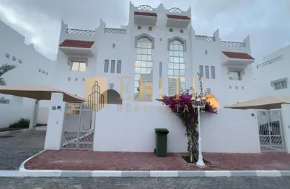 Apartment - 4 Bedrooms - 4 Bathrooms for rent in Ain Khaled Villas - Ain Khaled - Doha