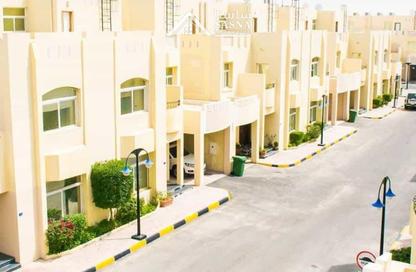 Villa - 4 Bedrooms - 4 Bathrooms for rent in Al Gharrafa - Al Gharrafa - Doha
