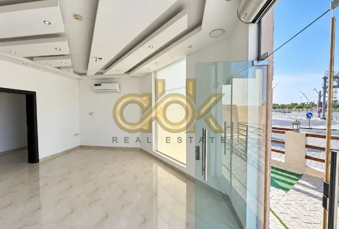 63921071 - Property Image 2
