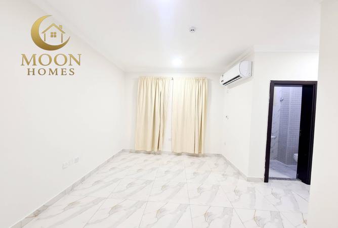 1005913 - Property Image 3