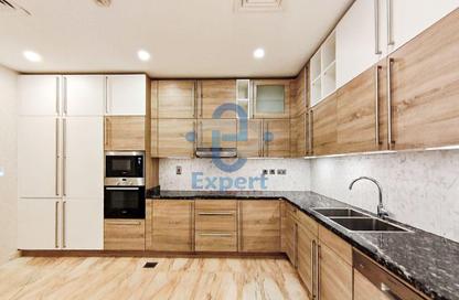 مجمع سكني - 4 - 5 للايجار في مبنى سلوي التجاري - طريق سلوى - الدوحة مجمع سكني - 4 - 5 للايجار في مبنى سلوي التجاري - طريق سلوى - الدوحة