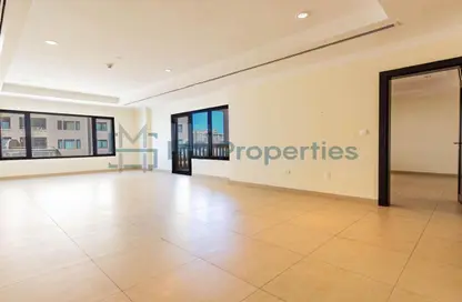Apartment - 1 Bedroom - 2 Bathrooms for rent in West Porto Drive - Porto Arabia - The Pearl Island - Doha