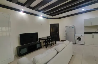 Apartment - 1 Bathroom for rent in Legtaifiya Lagoon - West Bay - Doha