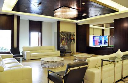 Apartment - 2 Bedrooms - 3 Bathrooms for rent in Al Sadd Road - Al Sadd - Doha