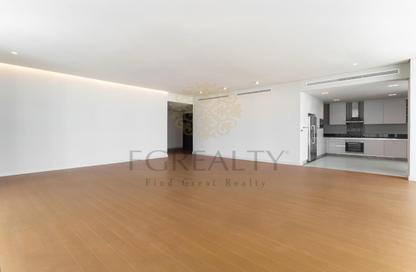 Apartment - 2 Bedrooms - 4 Bathrooms for sale in Seef Lusail Tower 1 - Seef Lusail - Lusail City - Lusail