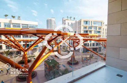 شقة - 2 غرف نوم - 4 حمامات للايجار في كريستال ريزيدنس - جزيرة جيوان - جزيرة اللؤلؤة - الدوحة