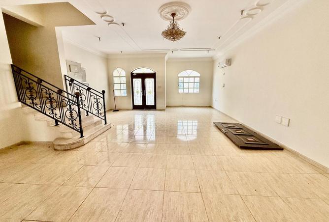 1000010 - Property Image 2