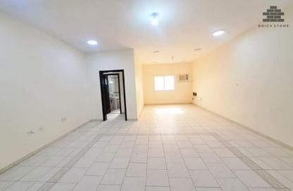 Apartment - 3 Bedrooms - 3 Bathrooms for rent in Anas Street - Fereej Bin Mahmoud North - Fereej Bin Mahmoud - Doha