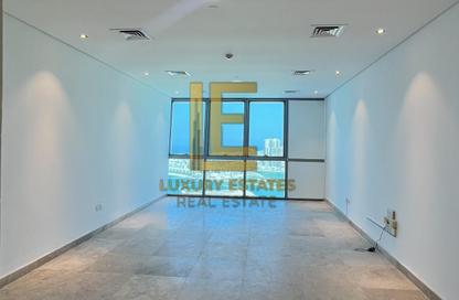 Apartment - 2 Bedrooms - 3 Bathrooms for rent in Zig Zag Tower B - Zig Zag Towers - West Bay - Doha