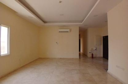 Apartment - 3 Bedrooms - 3 Bathrooms for rent in Al Nasr Street - Al Nasr - Doha Apartment - 3 Bedrooms - 3 Bathrooms for rent in Al Nasr Street - Al Nasr - Doha