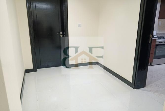 1007054 - Property Image 3